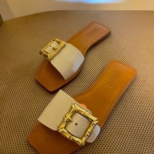 SCHUTZ White Sandals with Gold Buckle